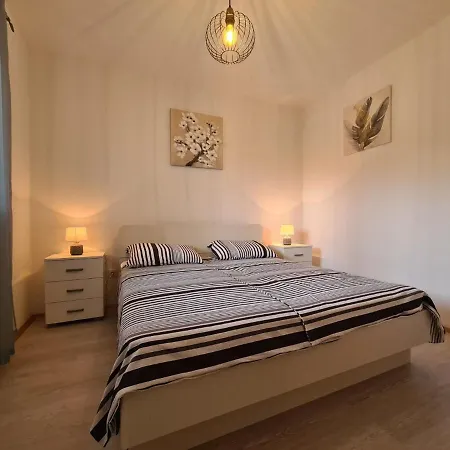 Ljerka 957 * Fažana